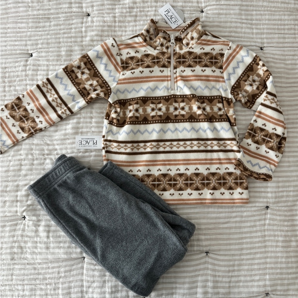 NWT The Children’s Place Patterned Fleece Pullover and Pants